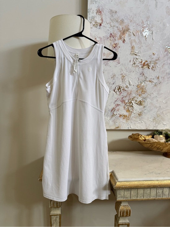 lululemon athletica Dresses & Skirts - lululemon athletica White Textured Sleeveless Top